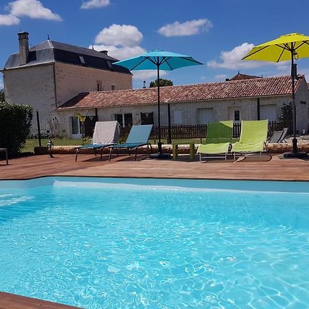 Le Domaine De Bellevue Bed & Breakfast Tanzac Exterior foto